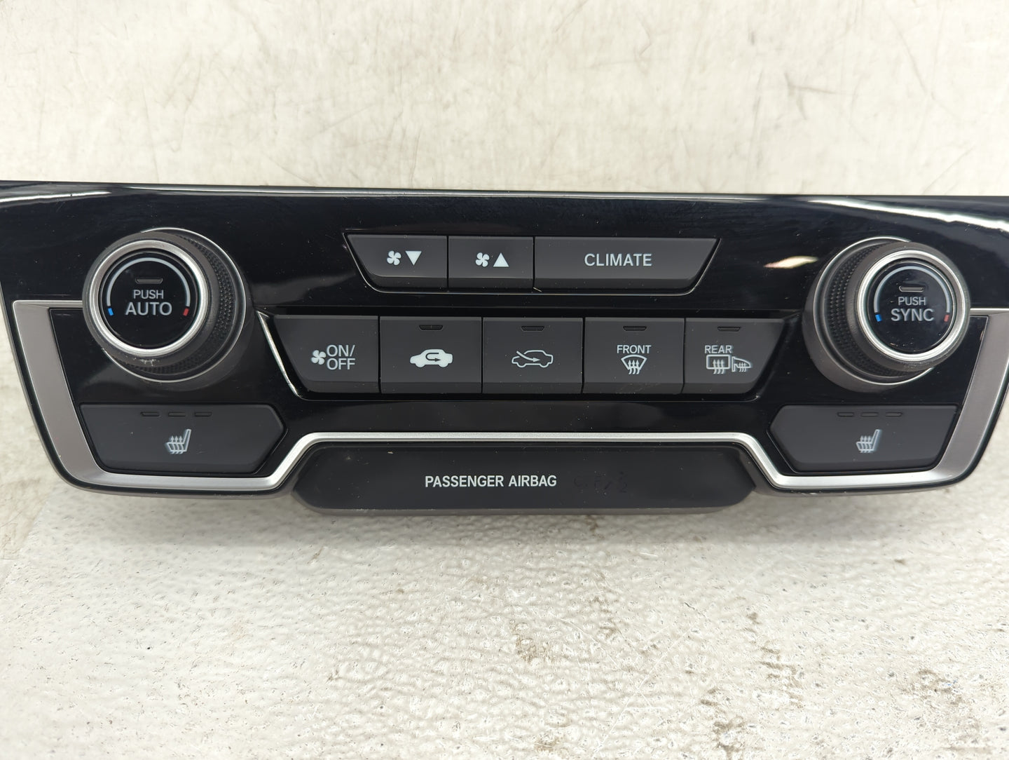 2020-2022 Honda Cr-V Climate Control Module Temperature AC/Heater Replacement P/N:79620TLAA510M1 79620TLAA510C1 Fits OEM Use