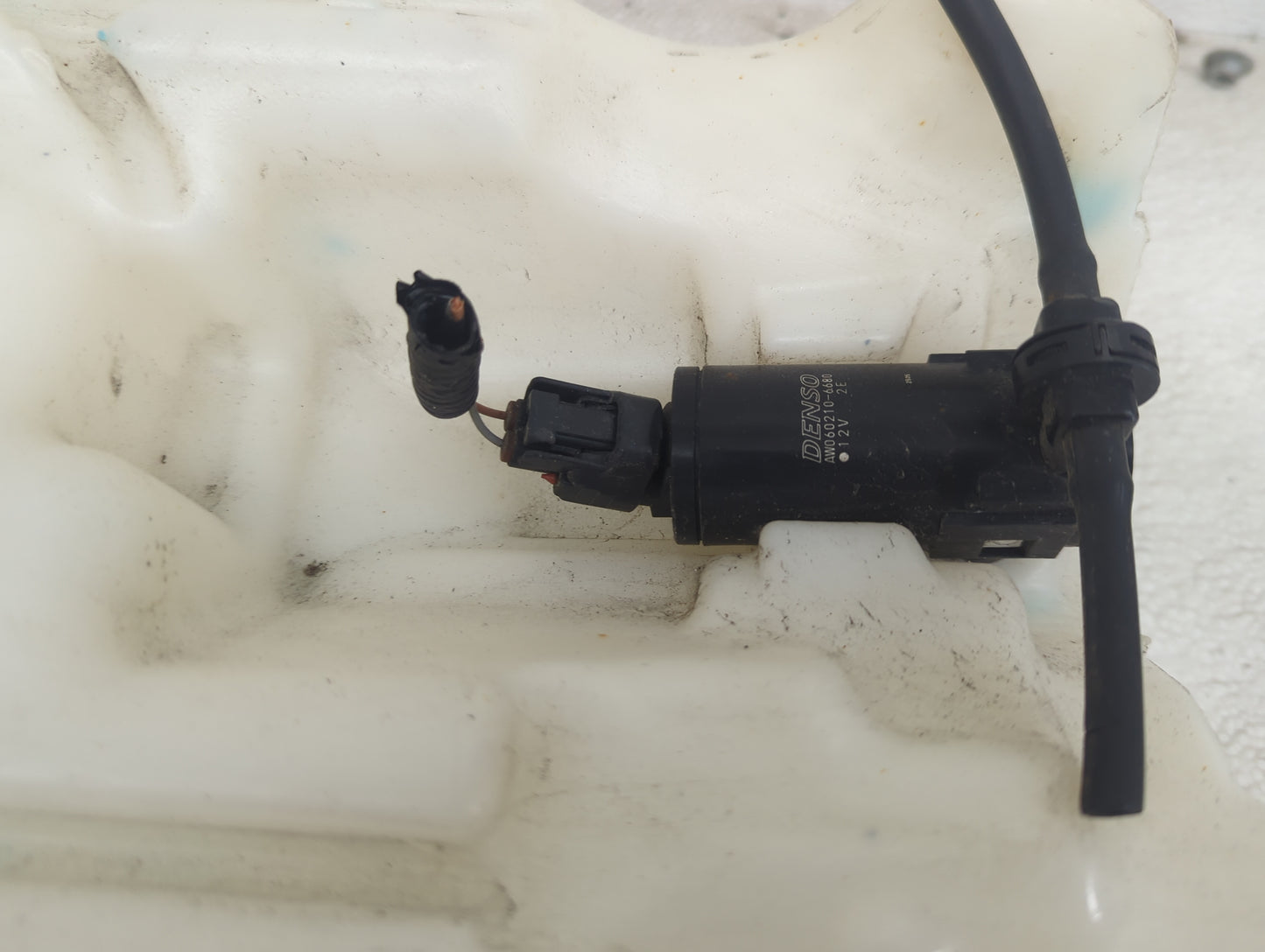 2020-2022 Honda Cr-v Windshield Washer Fluid Reservoir Bottle Oem - Oemusedautoparts1.com