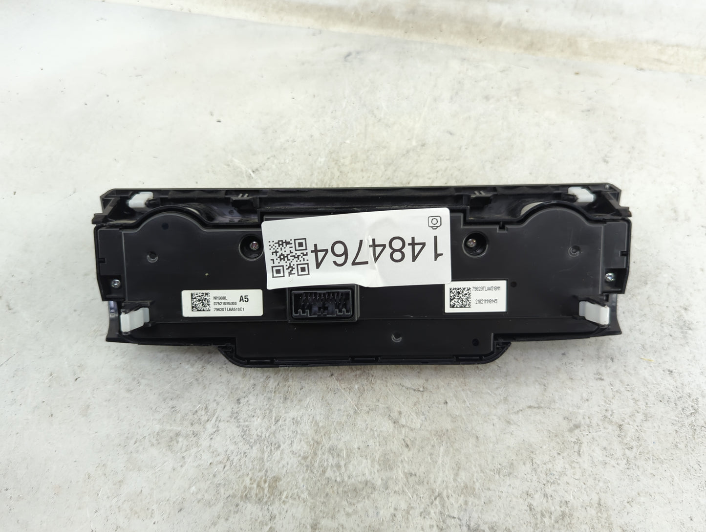 2021-2022 Honda Cr-V Climate Control Module Temperature AC/Heater Replacement P/N:79620TLAA510C1 07521085300 Fits Fits 2021 