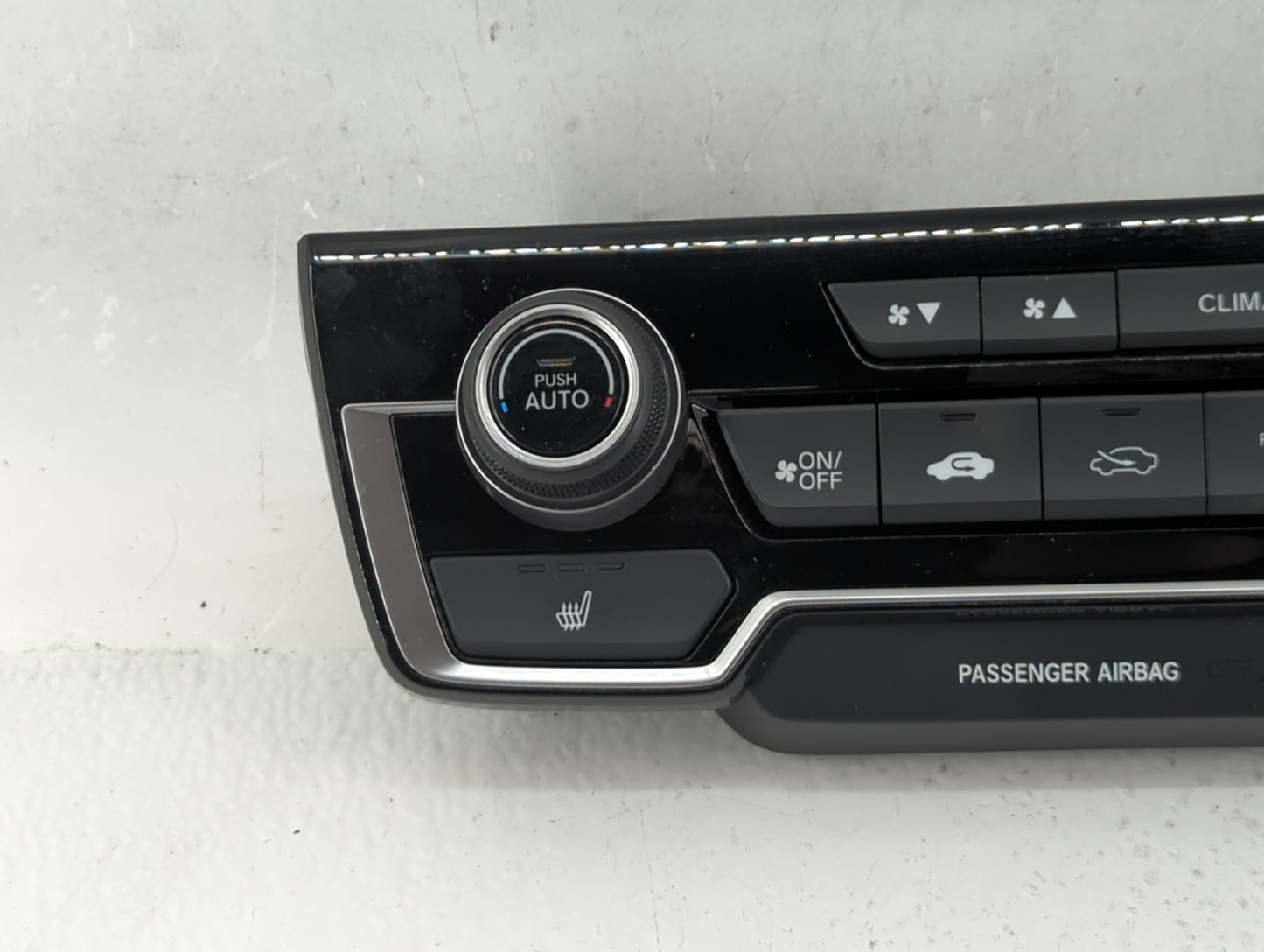 2021 Honda Cr-V Climate Control Module Temperature AC/Heater Replacement P/N:79620TLAA510M1 Fits OEM Used Auto Parts - Oemus