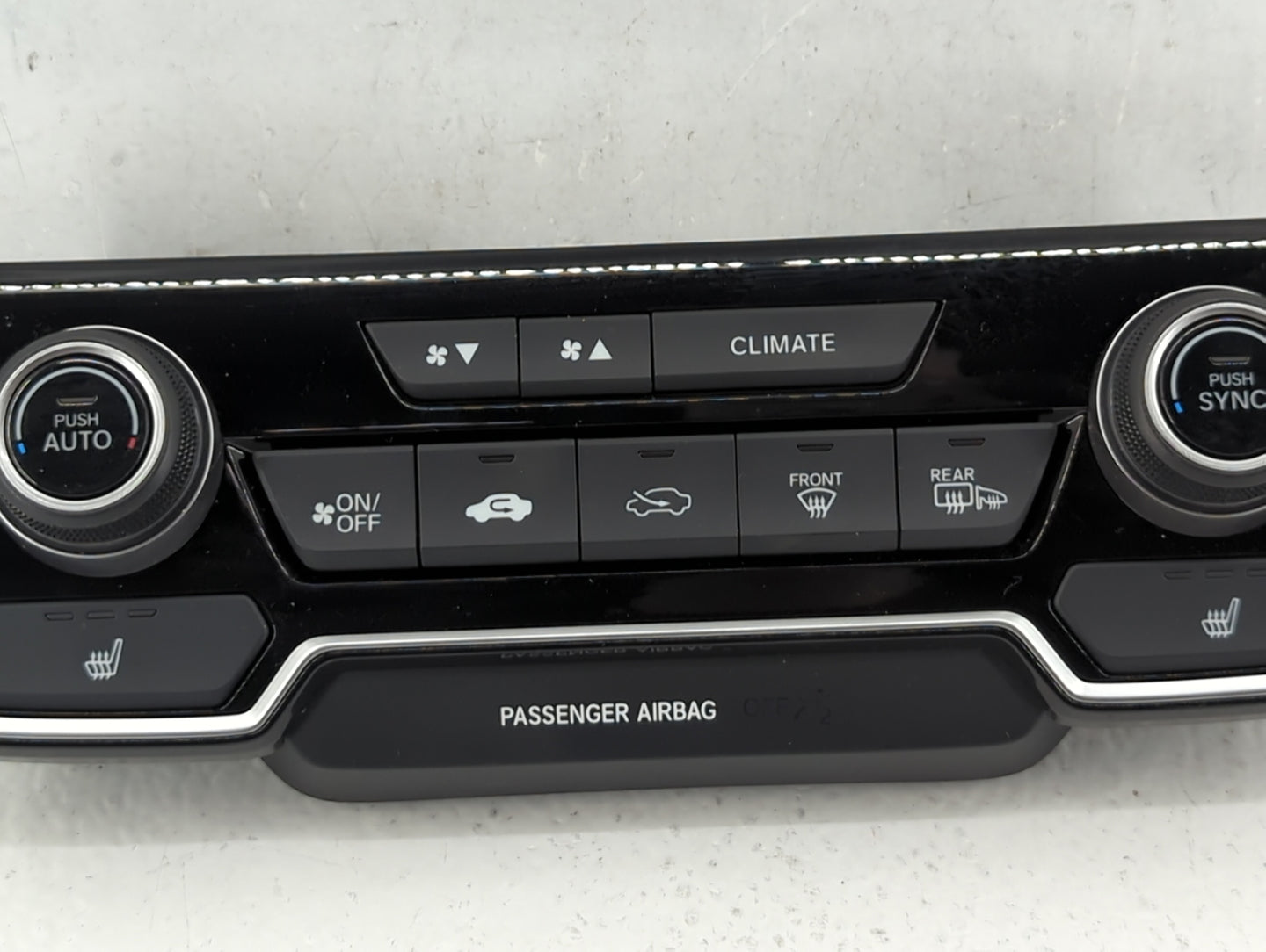 2021 Honda Cr-V Climate Control Module Temperature AC/Heater Replacement P/N:79620TLAA510M1 Fits OEM Used Auto Parts - Oemus