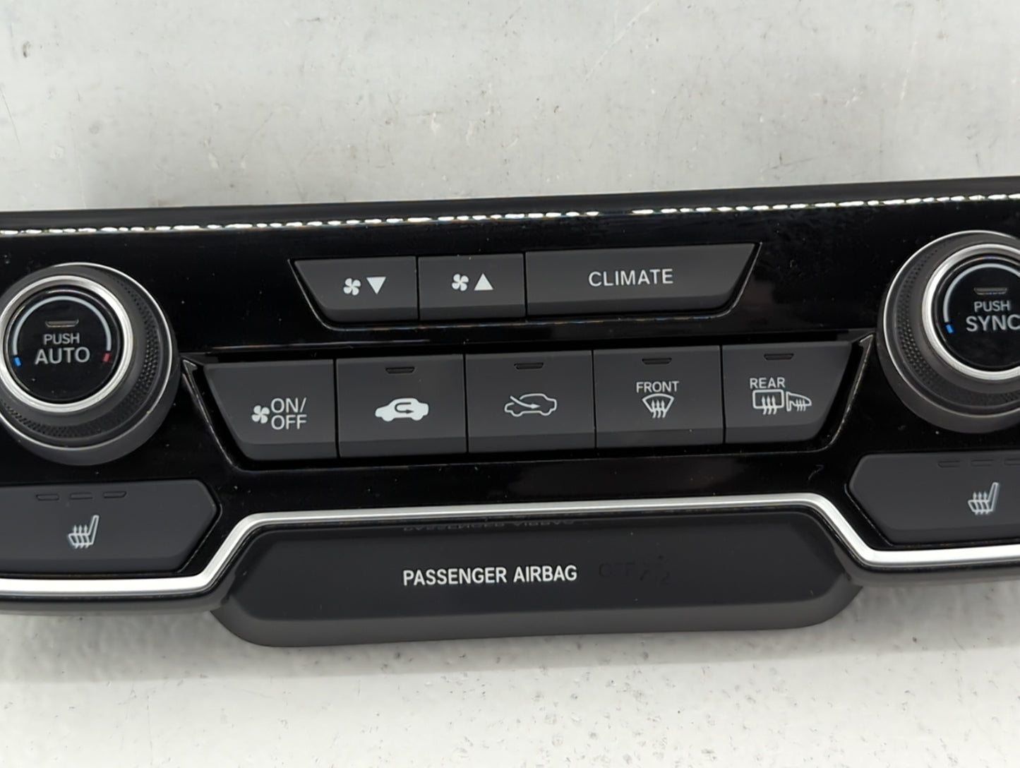 2021 Honda Cr-V Climate Control Module Temperature AC/Heater Replacement P/N:79620TLAA510M1 Fits OEM Used Auto Parts - Oemus