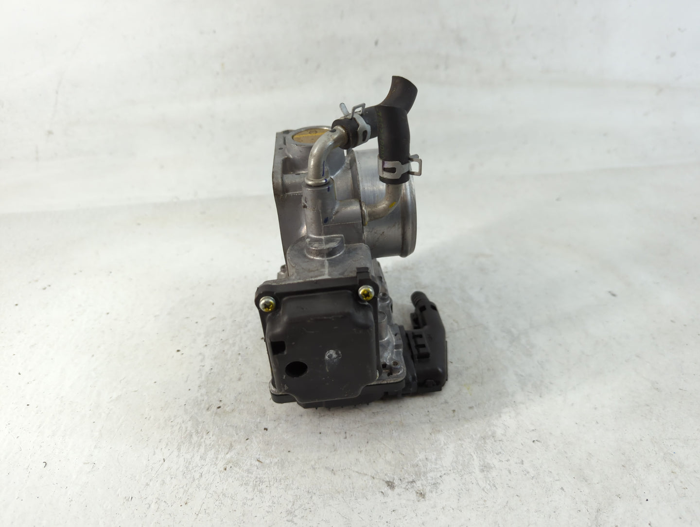 2020-2022 Honda Cr-V Throttle Body P/N:M22850311635 GMG9A Fits Fits 2016 2017 2018 2019 2020 2021 2022 OEM Used Auto Parts -