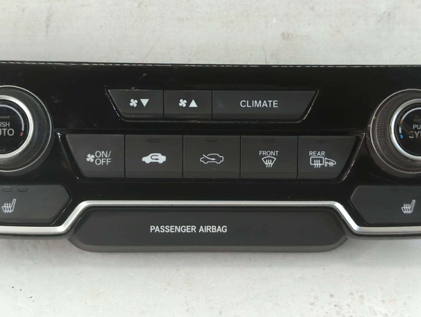 2020-2022 Honda Cr-V Climate Control Module Temperature AC/Heater Replacement P/N:79620TLAA510C1 14021095630 Fits OEM Used A