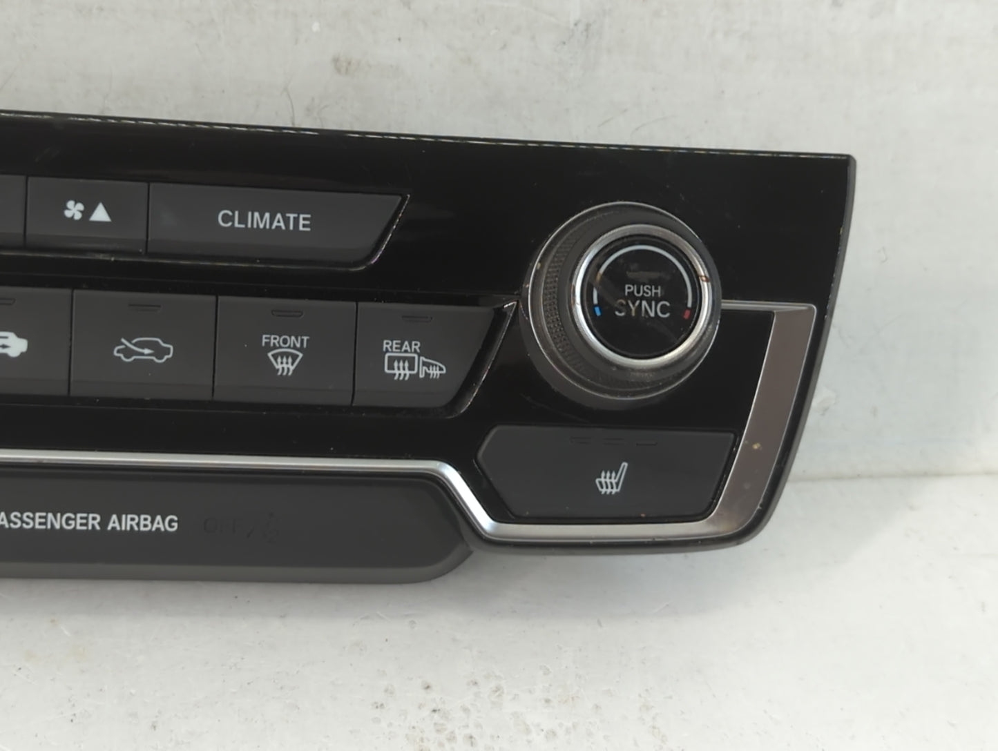 2020-2022 Honda Cr-V Climate Control Module Temperature AC/Heater Replacement P/N:79620TLAA510C1 14021095630 Fits OEM Used A