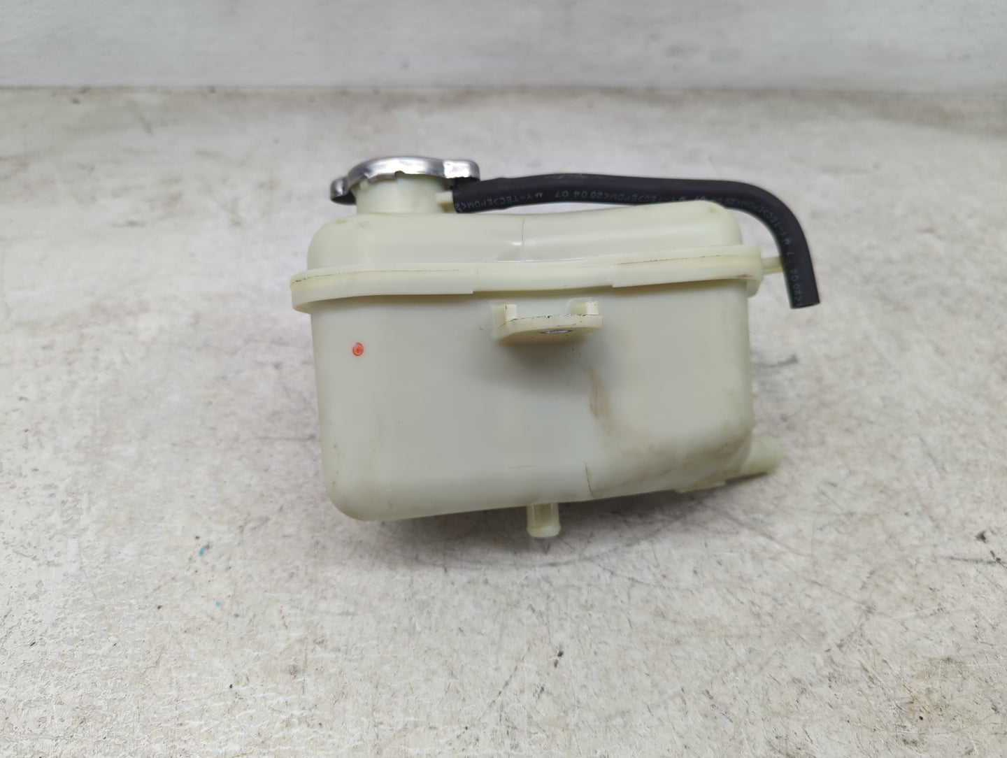2021 Honda Crv Radiator Coolant Overflow Expansion Tank Bottle - Oemusedautoparts1.com