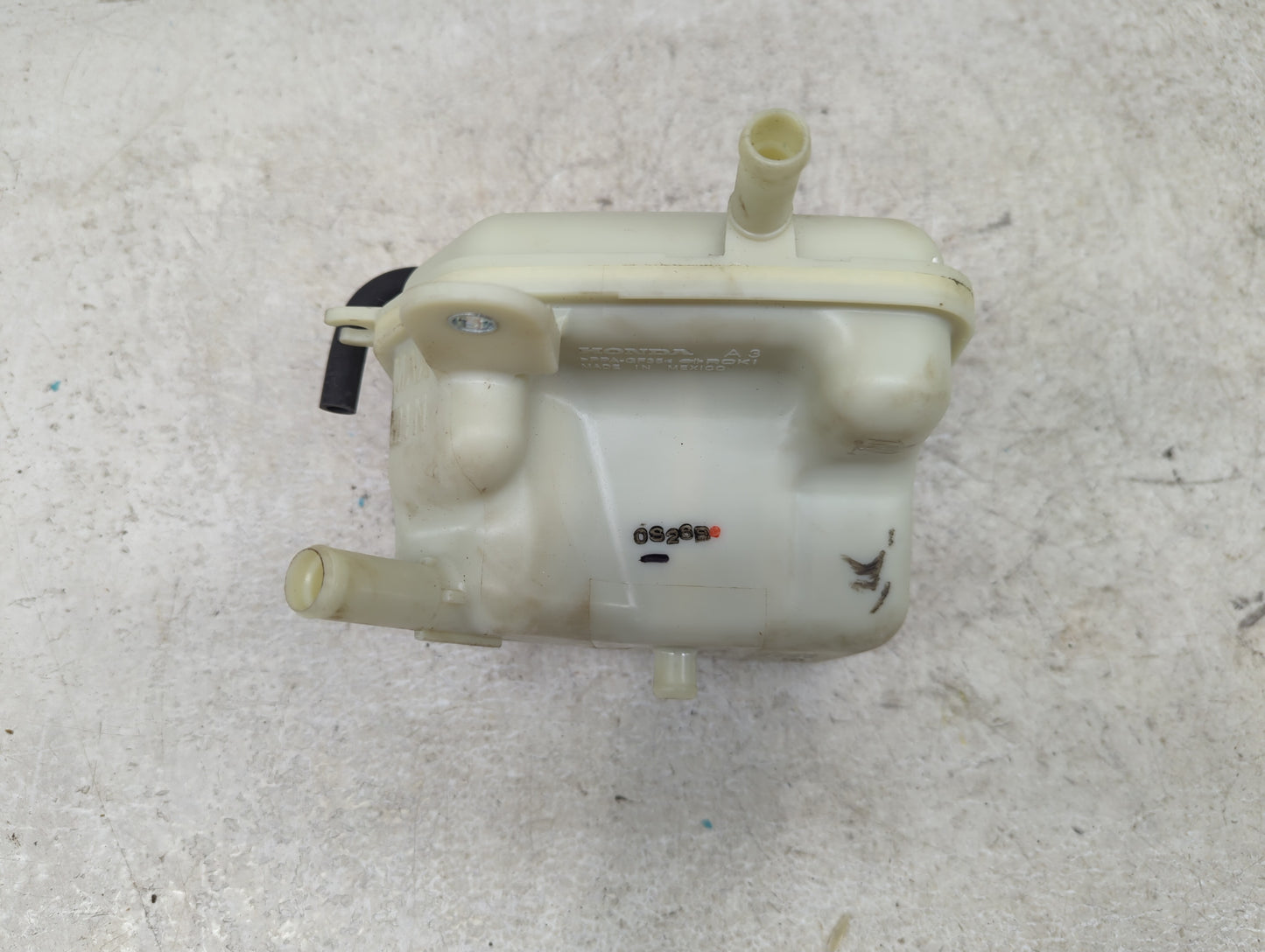 2021 Honda Crv Radiator Coolant Overflow Expansion Tank Bottle - Oemusedautoparts1.com