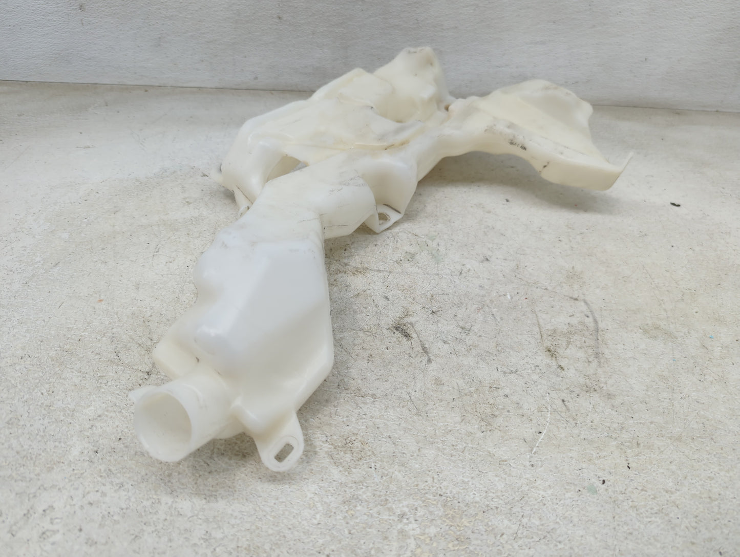 2021 Honda Crv Windshield Washer Fluid Reservoir Bottle Oem - Oemusedautoparts1.com