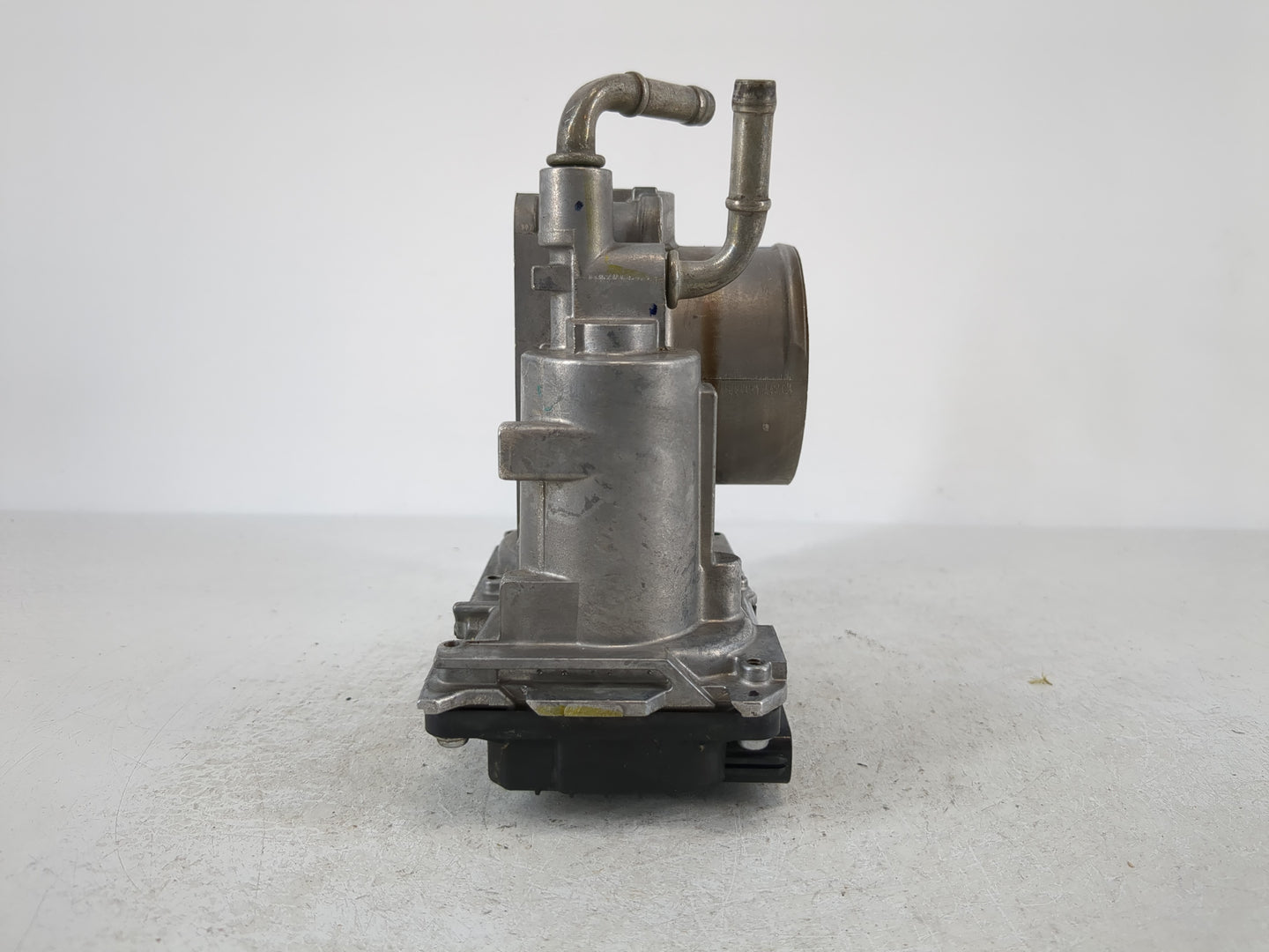 2016-2022 Honda Hr-V Throttle Body P/N:GMF3B Fits Fits 2012 2013 2014 2015 2016 2017 2018 2019 2020 2021 2022 OEM Used Auto 