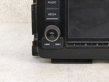 2019-2022 Honda Hr-V Radio AM FM Cd Player Receiver Replacement P/N:39100-T7W-A911-M1 CV-CHV8N0JX Fits Fits 2019 2020 2021 2022 OEM Used Auto Parts