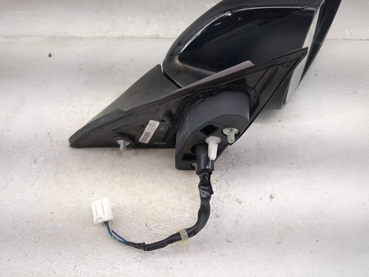 2021 Honda Hr-V Passenger Side View Mirror - Right Door Mirror OEM Used - Oemusedautoparts1.com