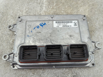 2021-2022 Honda Hr-V PCM Engine Control Computer ECU ECM PCU OEM P/N:37820-51M-AE1 L065-108884 Fits 2021 2022 OEM Used Auto Parts