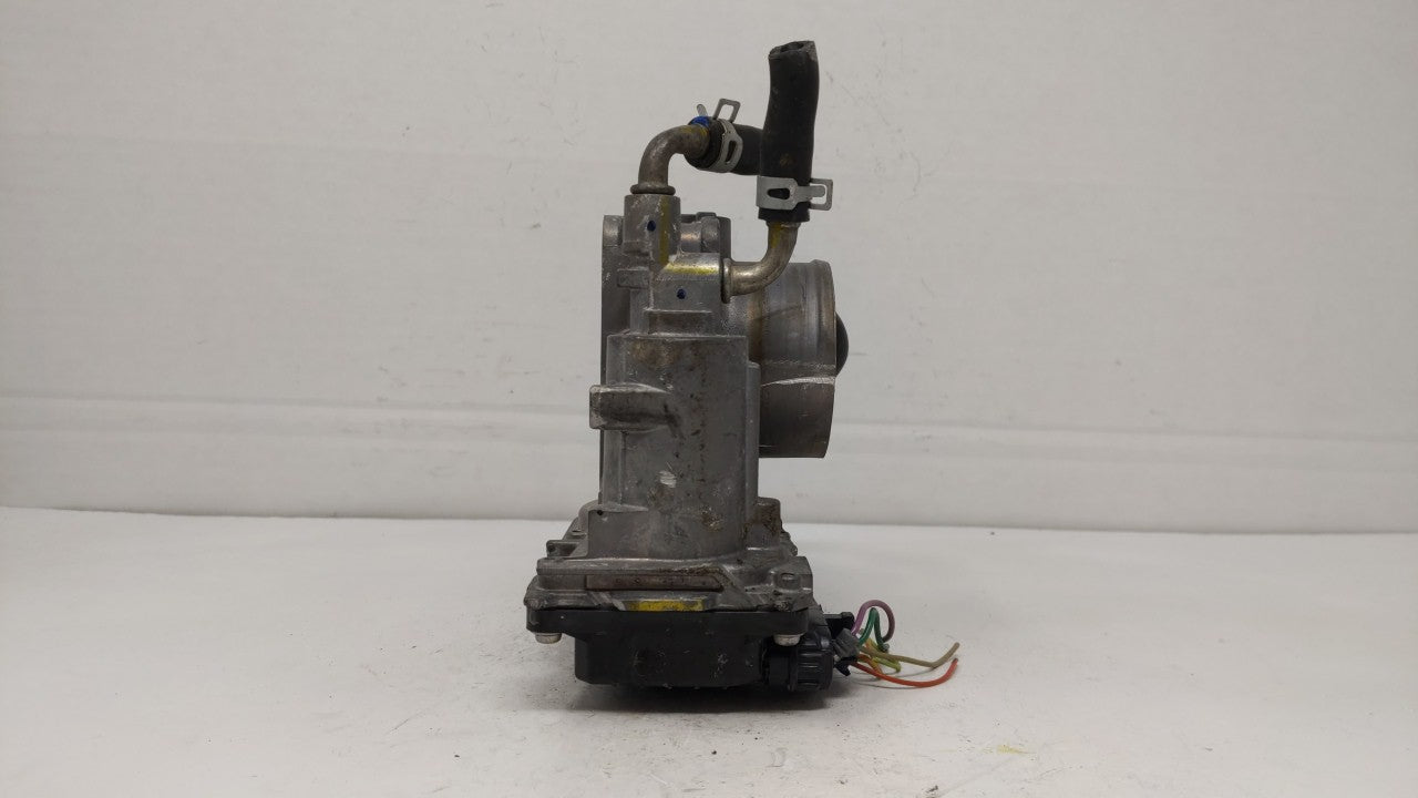 2016-2019 Honda Hr-V Throttle Body P/N:GMA3A GMF3B Fits Fits 2012 2013 2014 2015 2016 2017 2018 2019 OEM Used Auto Parts - O