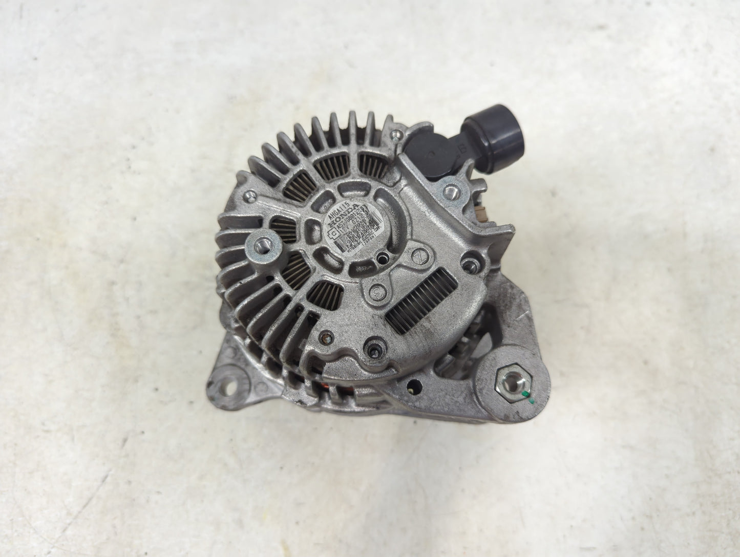 2019-2022 Honda Hr-V Alternator Replacement Generator Charging Assembly Engine OEM P/N:AHGA115 Fits Fits 2019 2020 2021 2022