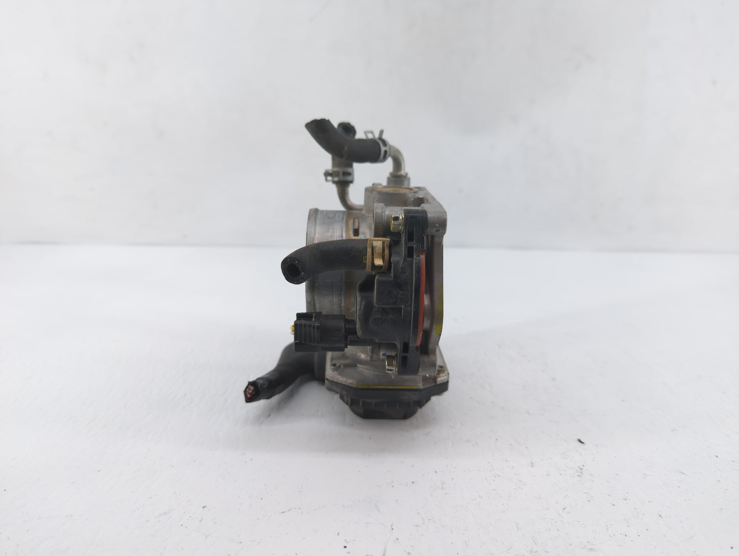 2016-2019 Honda Hr-V Throttle Body P/N:GMA3A 288770, GMF3B Fits Fits 2012 2013 2014 2015 2016 2017 2018 2019 OEM Used Auto P