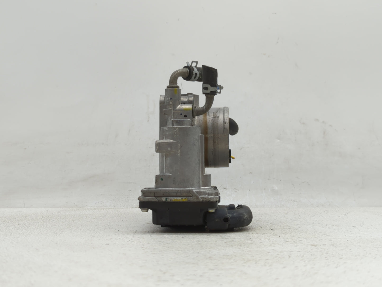 2016-2019 Honda Hr-V Throttle Body P/N:GMA3A GMF3B Fits Fits 2012 2013 2014 2015 2016 2017 2018 2019 OEM Used Auto Parts - O