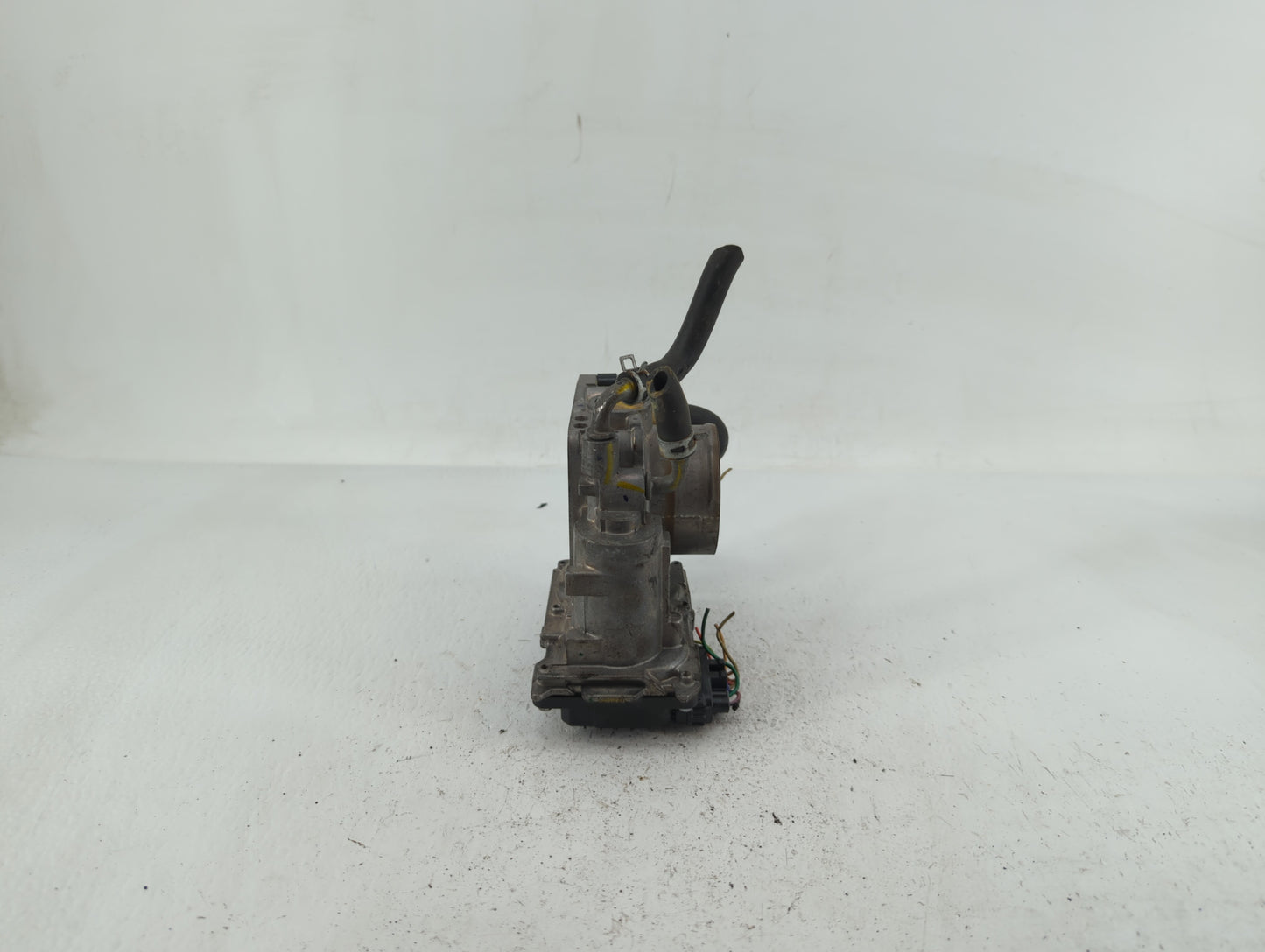 2016-2022 Honda Hr-V Throttle Body P/N:GMA3A GMF3B Fits Fits 2012 2013 2014 2015 2016 2017 2018 2019 2020 2021 2022 OEM Used