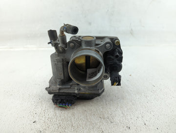2016-2022 Honda Hr-V Throttle Body Fits Fits 2012 2013 2014 2015 2016 2017 2018 2019 2020 2021 2022 OEM Used Auto Parts - Oe