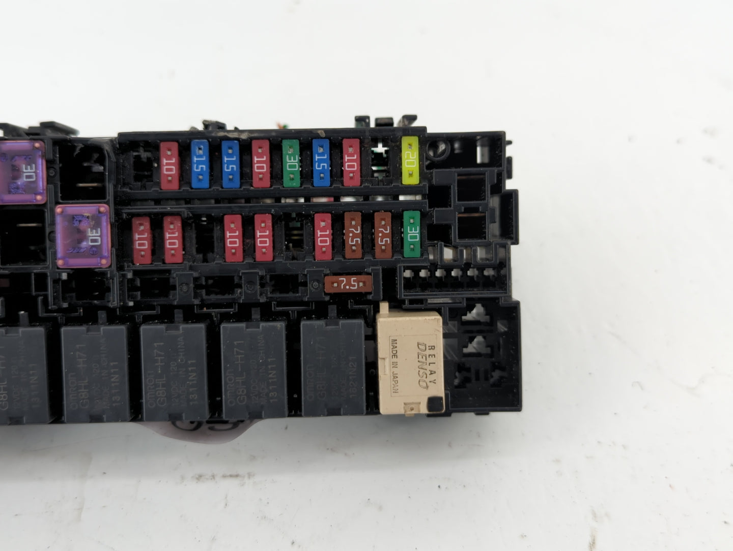 2020-2022 Honda Hr-V Fusebox Fuse Box Panel Relay Module P/N:7002 41 1114 G8HL-H71 Fits Fits 2020 2021 2022 OEM Used Auto Pa