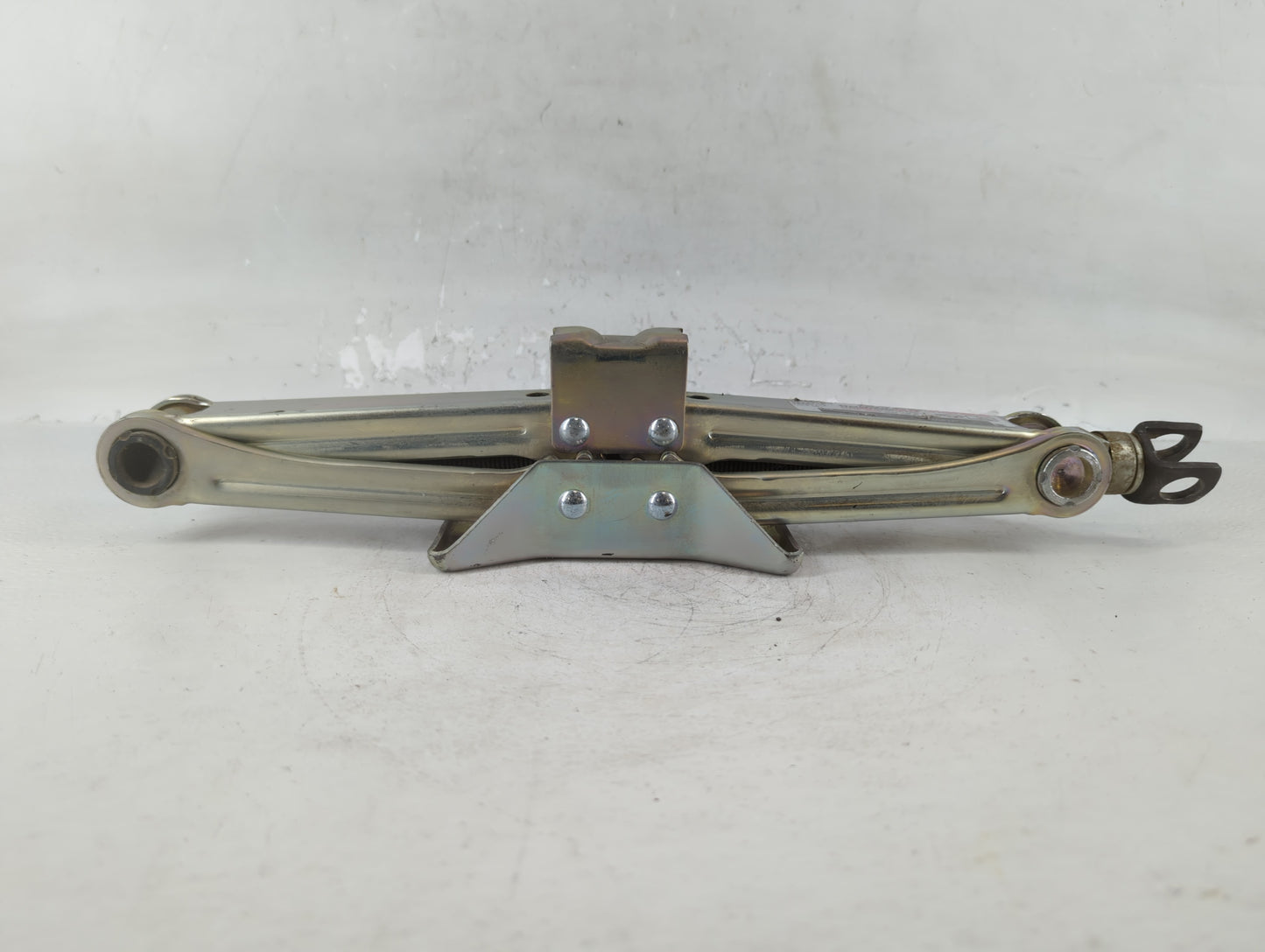2021 Honda Hr-v Spare Scissor Car Jack - Oemusedautoparts1.com