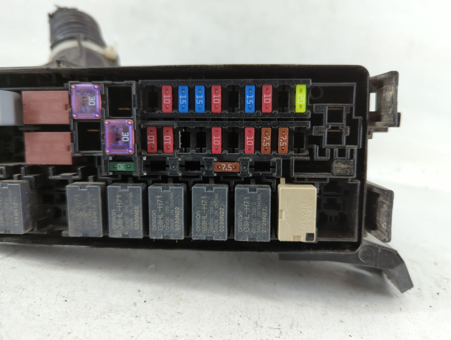 2020-2022 Honda Hr-V Fusebox Fuse Box Panel Relay Module P/N:T7A-A11 4063 Fits Fits 2020 2021 2022 OEM Used Auto Parts - Oem