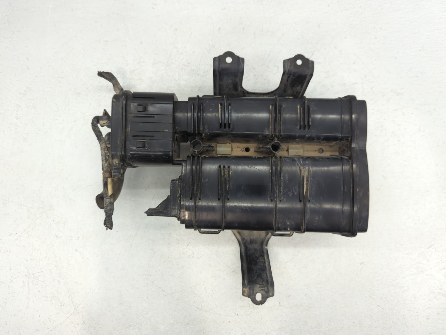 2021 Honda Hr-v Fuel Vapor Charcoal Canister - Oemusedautoparts1.com