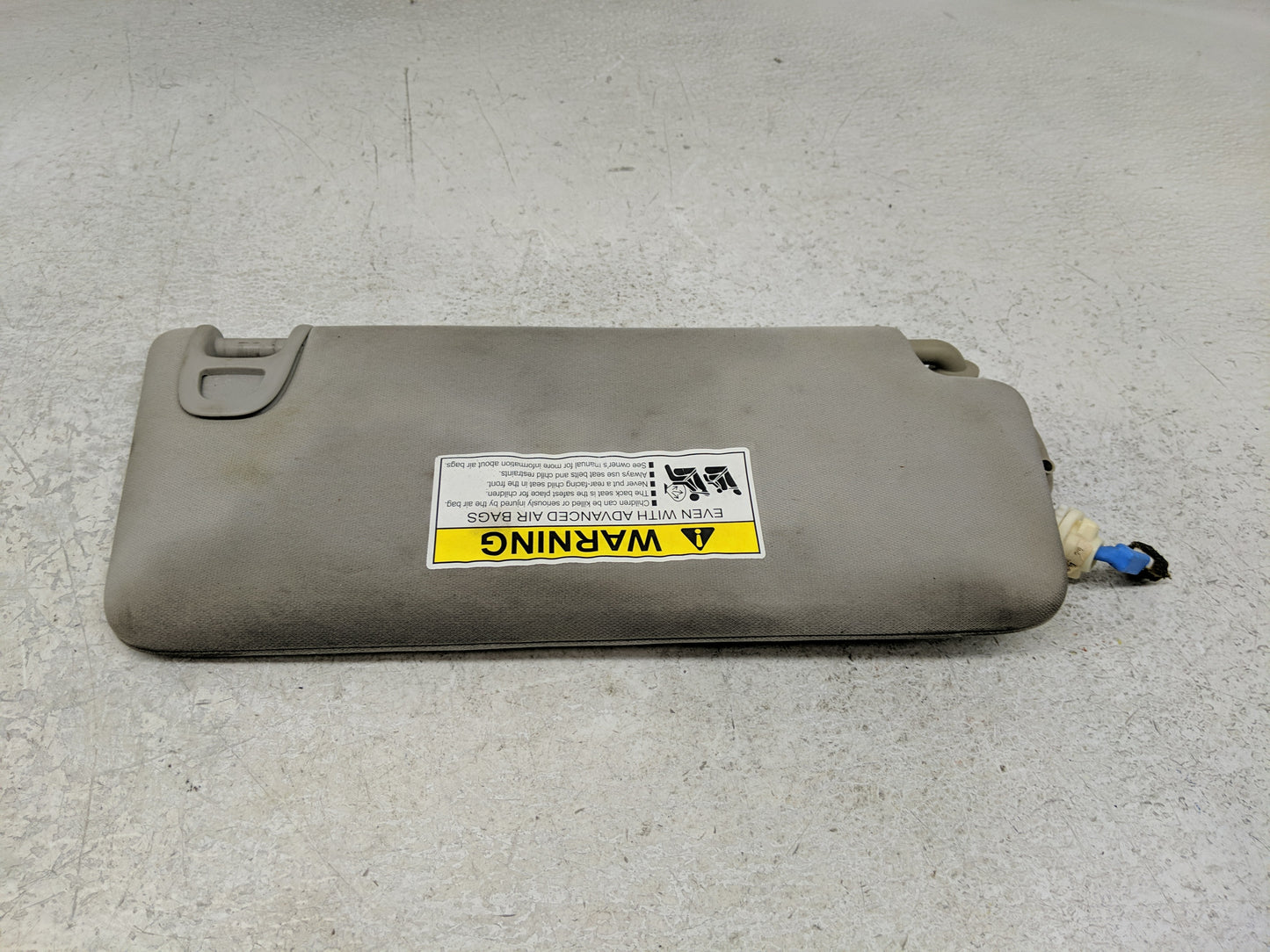 2019-2022 Honda Insigh Sun Visor Shade Replacement Driver Left Mirror Fits Fits 2016 2017 2018 2019 2020 2021 2022 OEM Used 