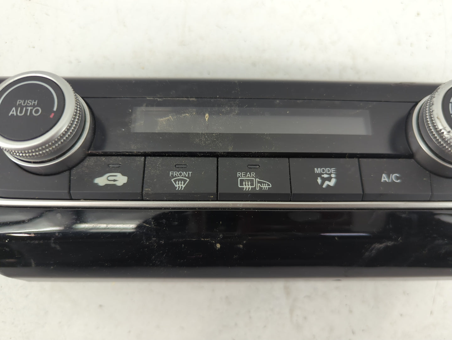 2021 Honda Insigh Climate Control Module Temperature AC/Heater Replacement P/N:79610-TXM-A012-M1 Fits OEM Used Auto Parts - 
