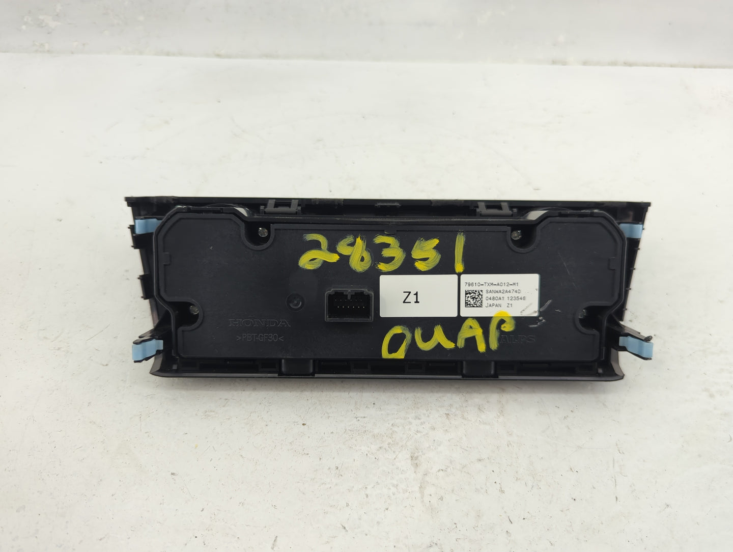 2021 Honda Insigh Climate Control Module Temperature AC/Heater Replacement P/N:79610-TXM-A012-M1 Fits OEM Used Auto Parts - 