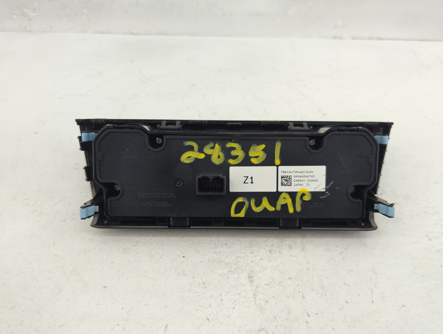 2021 Honda Insigh Climate Control Module Temperature AC/Heater Replacement P/N:79610-TXM-A012-M1 Fits OEM Used Auto Parts - 