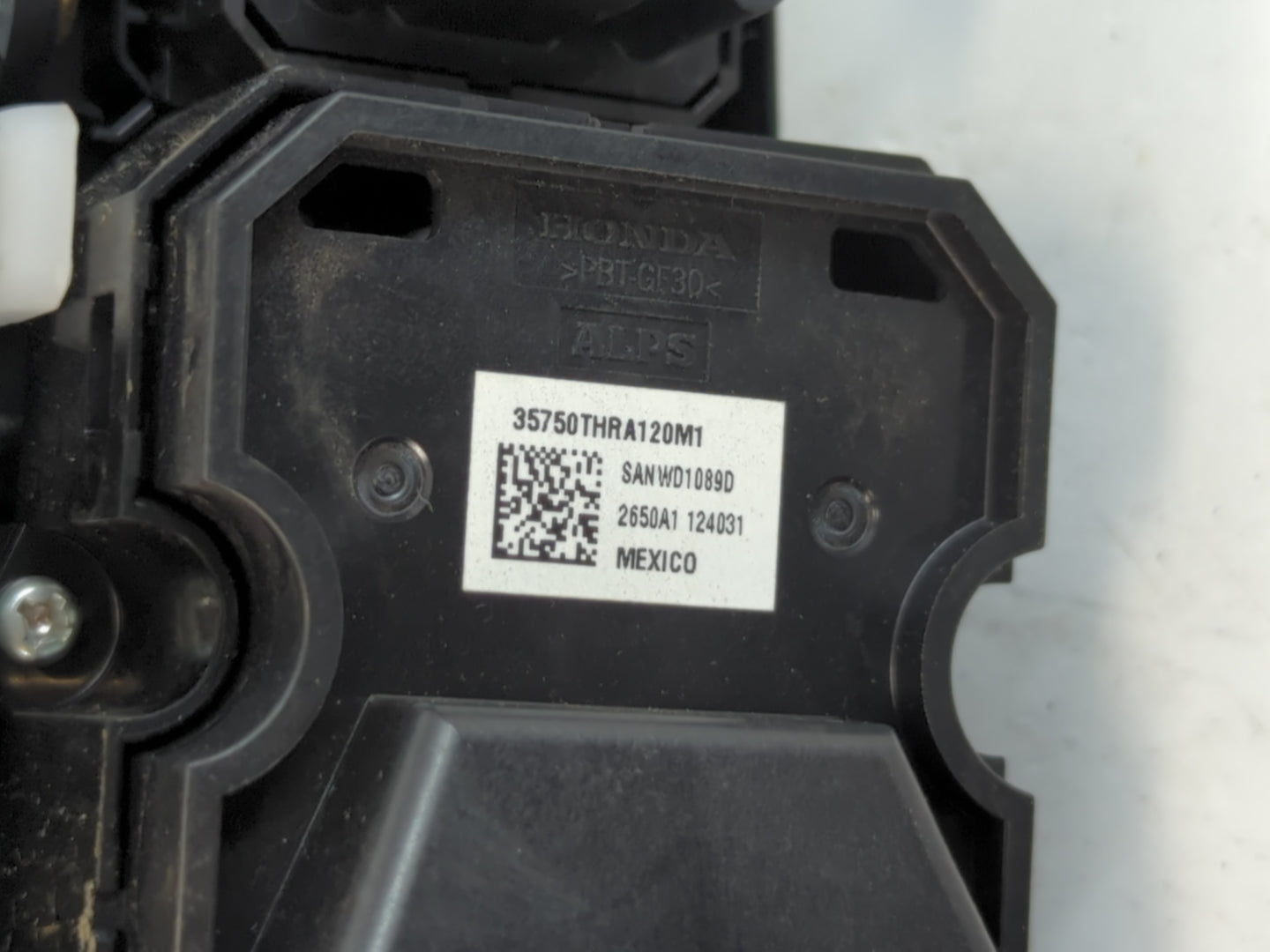 2021 Honda Odyssey Master Power Window Switch Replacement Driver Side Left P/N:35750THRA120M1 Fits OEM Used Auto Parts - Oem