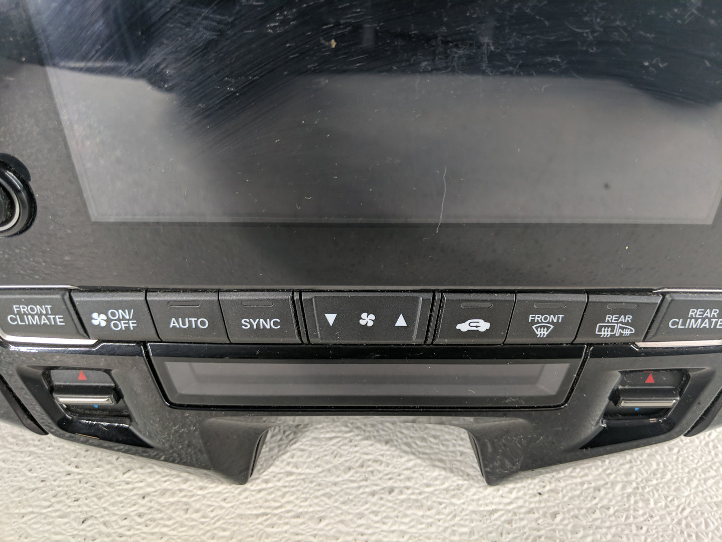 2021 Honda Odyssey Radio AM FM Cd Player Receiver Replacement P/N:79600THR Fits OEM Used Auto Parts - Oemusedautoparts1.com