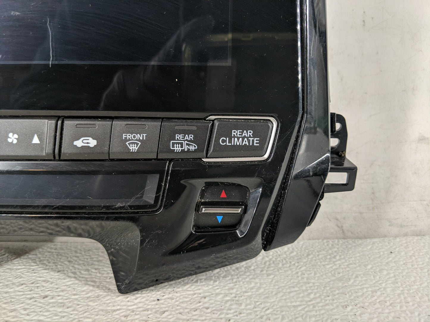 2021 Honda Odyssey Radio AM FM Cd Player Receiver Replacement P/N:79600THR Fits OEM Used Auto Parts - Oemusedautoparts1.com