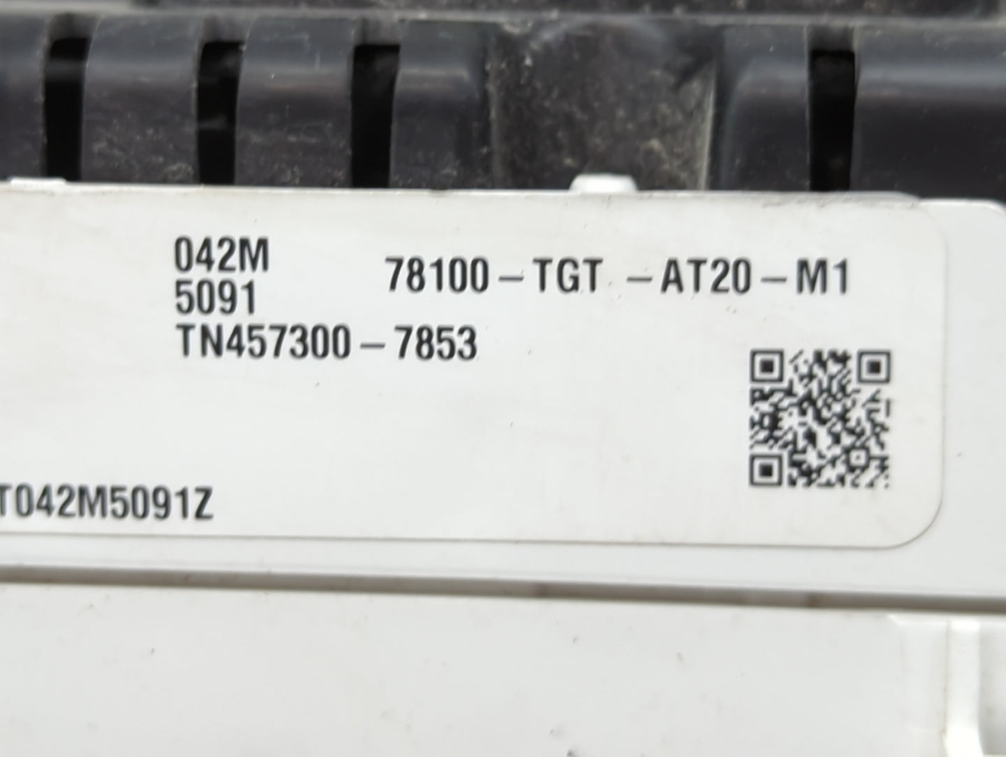 2021 Honda Passport Instrument Cluster Speedometer Gauges P/N:78100-TGT-AT20-M1 TN457300-7853 Miles: Fits OEM Used Auto Part