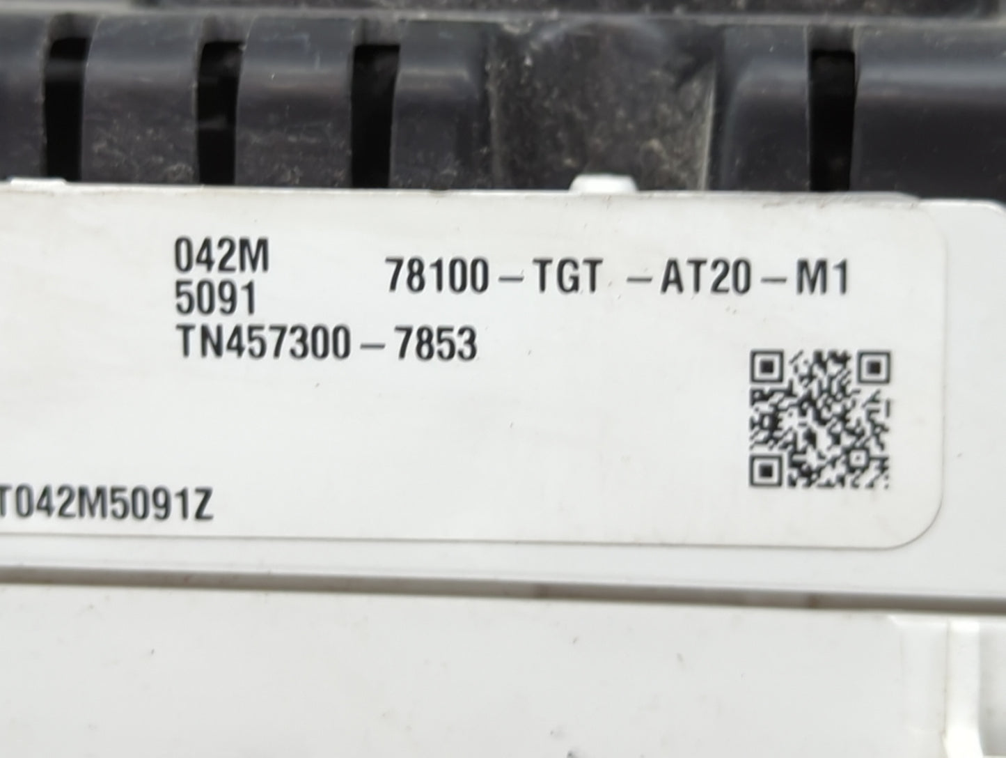 2021 Honda Passport Instrument Cluster Speedometer Gauges P/N:78100-TGT-AT20-M1 TN457300-7853 Miles: Fits OEM Used Auto Part