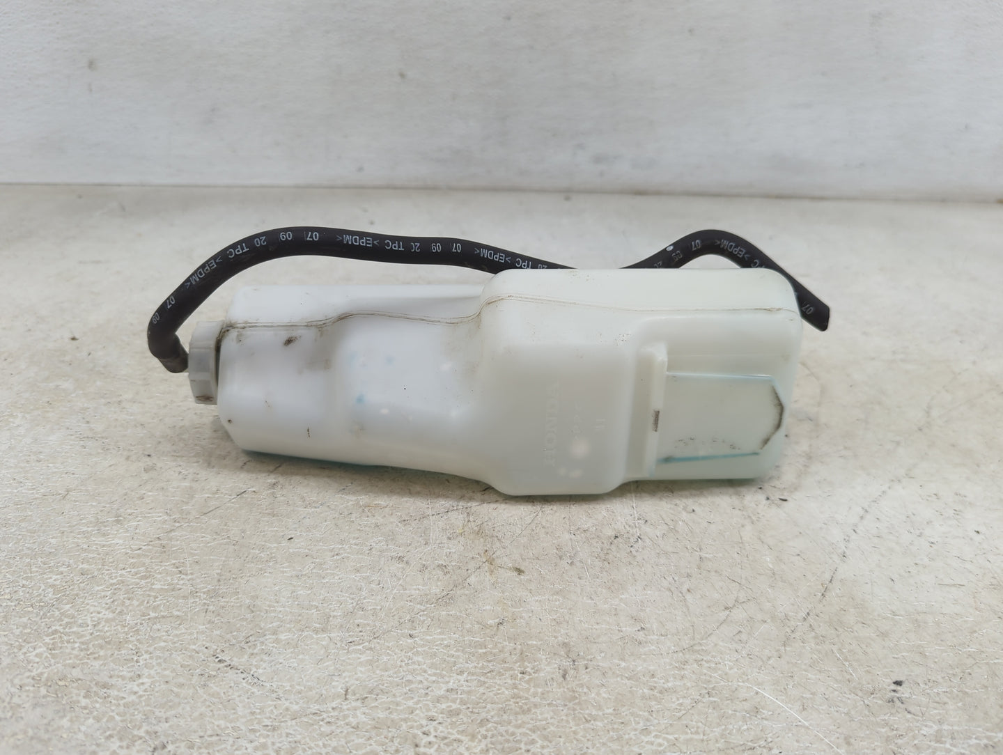 2019-2022 Honda Passport Radiator Coolant Overflow Expansion Tank Bottle - Oemusedautoparts1.com