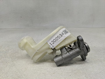 2016-2022 Honda Pilot Brake Master Cylinder - Oemusedautoparts1.com