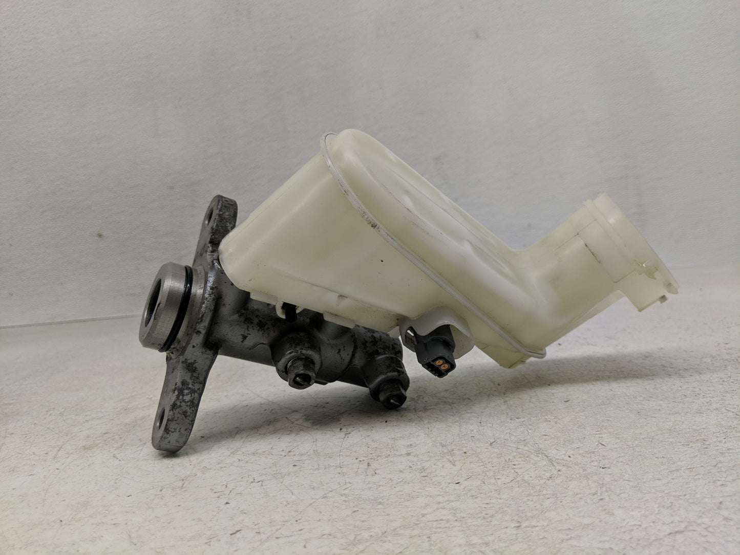 2016-2022 Honda Pilot Brake Master Cylinder - Oemusedautoparts1.com