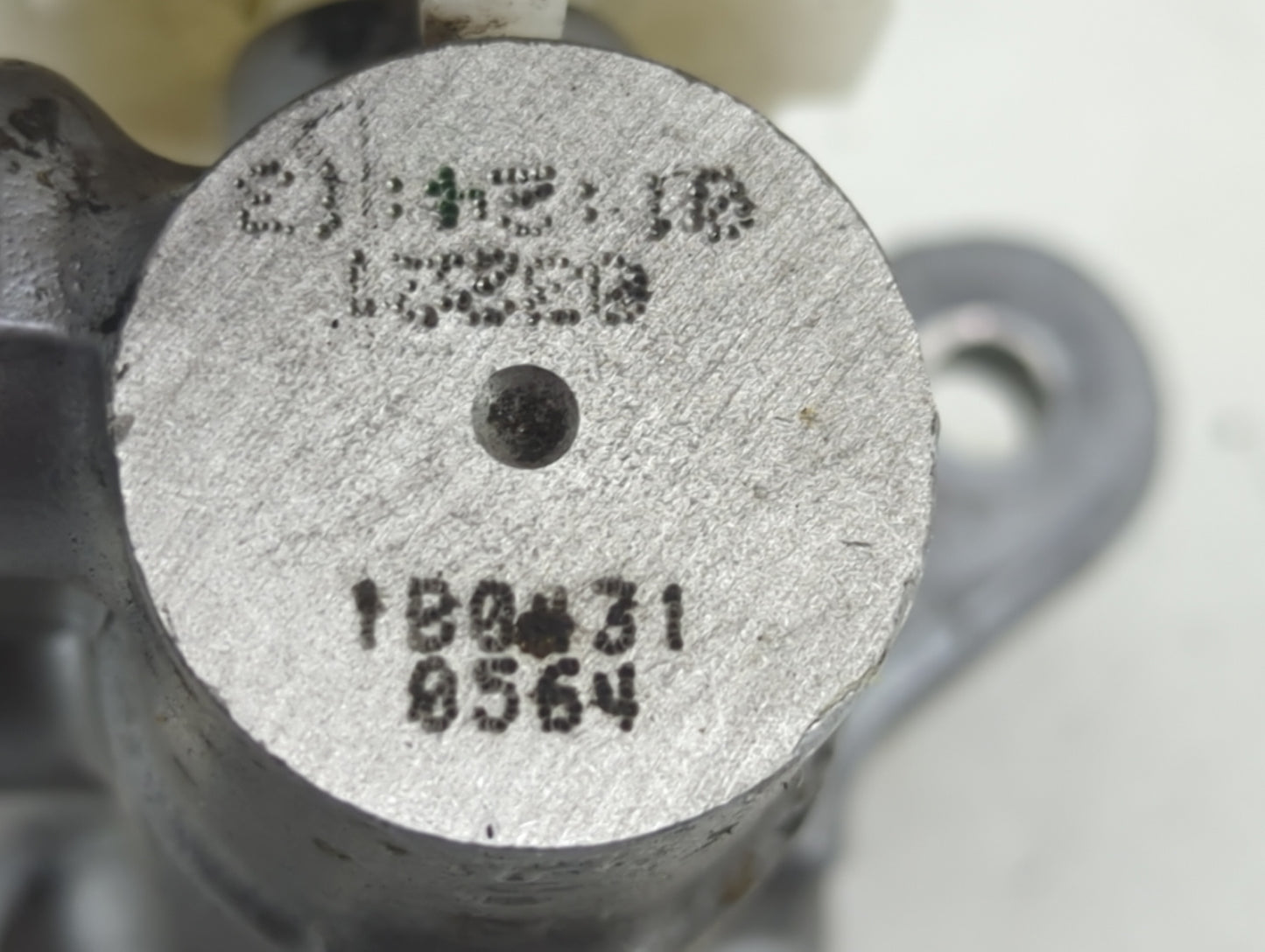 2016-2022 Honda Pilot Brake Master Cylinder - Oemusedautoparts1.com