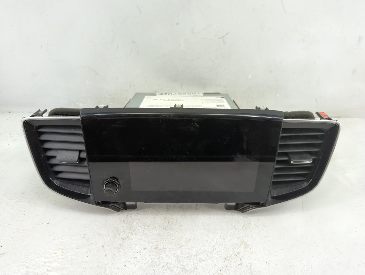 2021 Honda Pilot Radio AM FM Cd Player Receiver Replacement P/N:39710-TG7-A010-M1 Fits OEM Used Auto Parts - Oemusedautopart