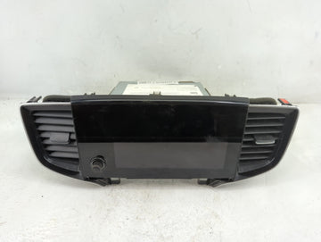 2021 Honda Pilot Radio AM FM Cd Player Receiver Replacement P/N:39710-TG7-A010-M1 Fits OEM Used Auto Parts - Oemusedautopart