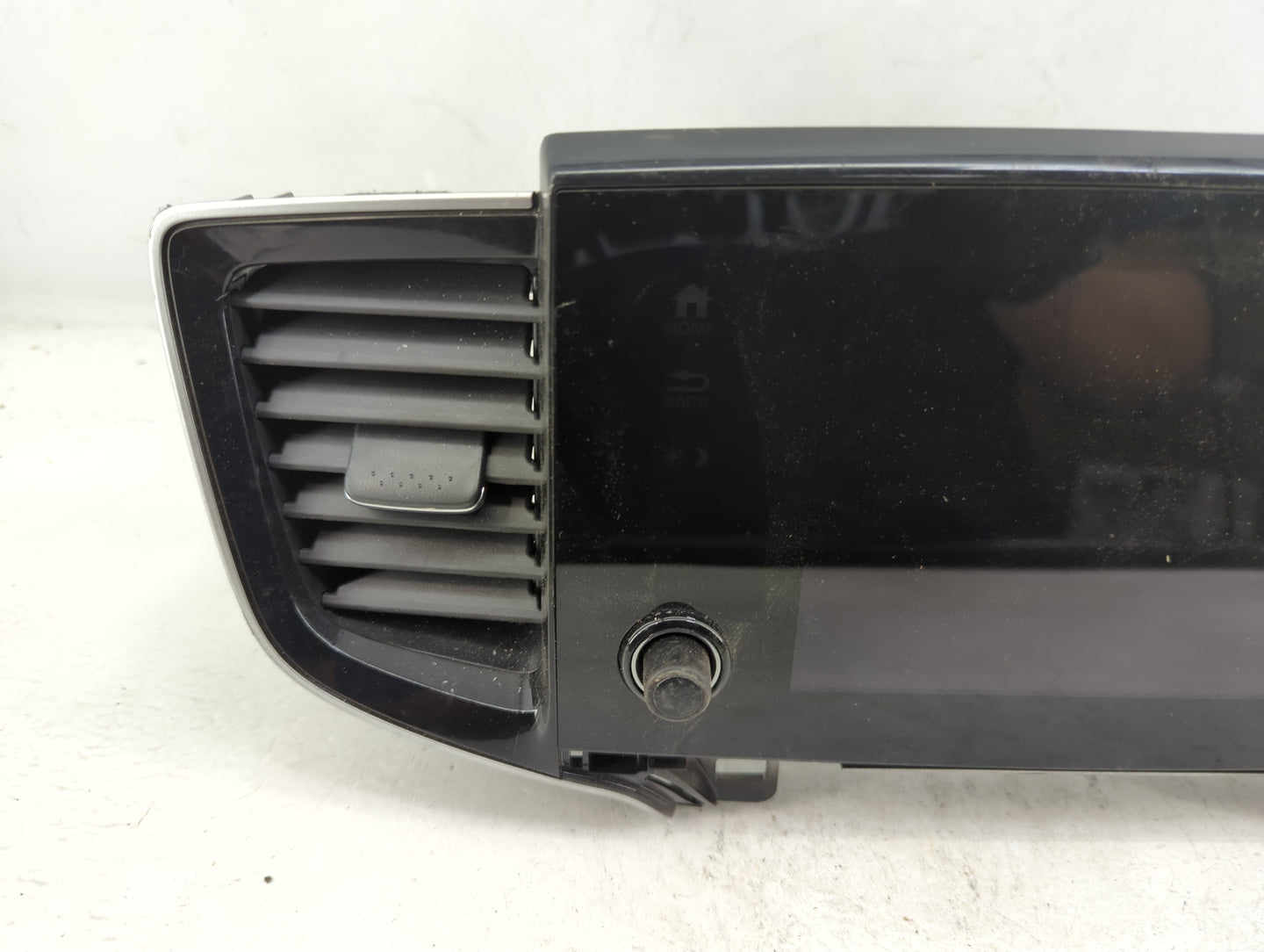 2021 Honda Pilot Radio AM FM Cd Player Receiver Replacement P/N:39710-TG7-A010-M1 Fits OEM Used Auto Parts - Oemusedautopart