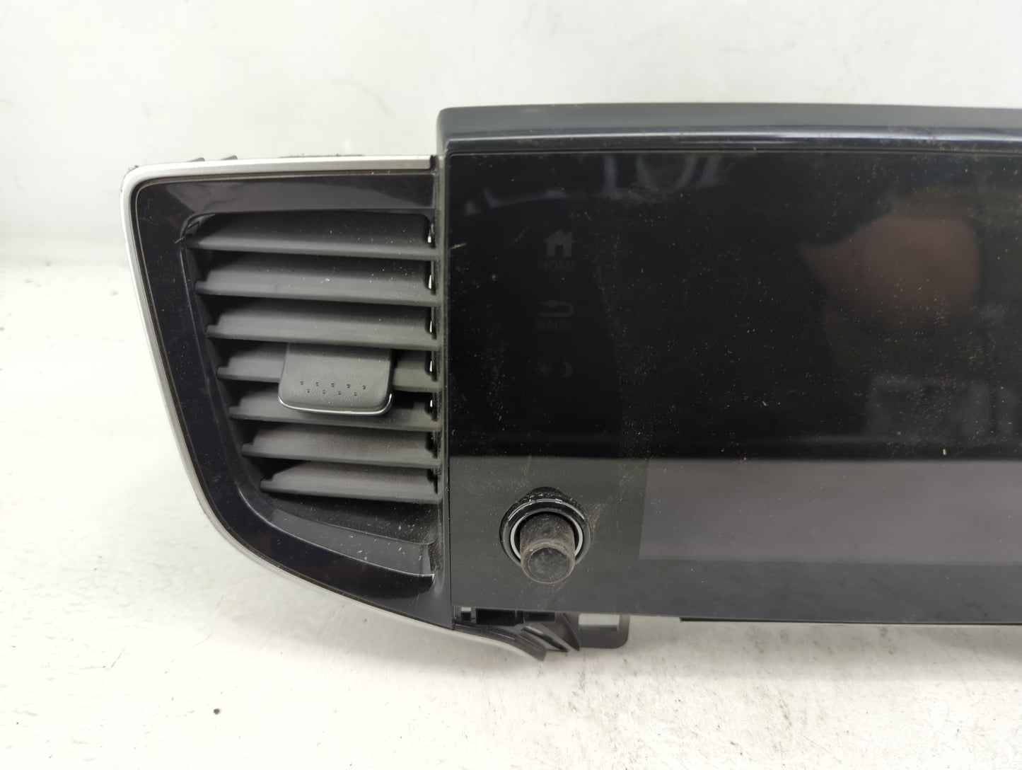 2021 Honda Pilot Radio AM FM Cd Player Receiver Replacement P/N:39710-TG7-A010-M1 Fits OEM Used Auto Parts - Oemusedautopart
