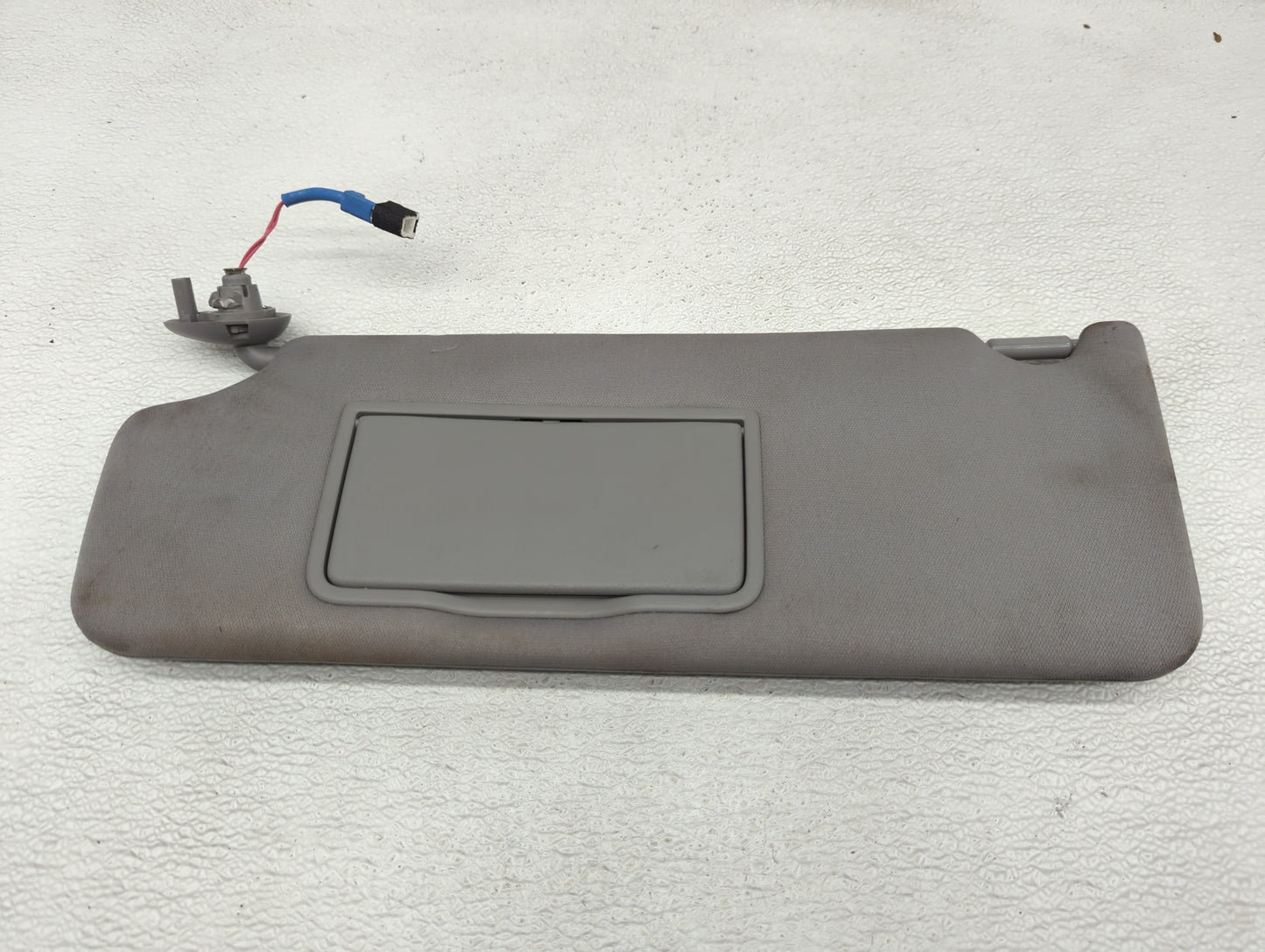 2016-2022 Honda Pilot Sun Visor Shade Replacement Driver Left Mirror Fits Fits 2016 2017 2018 2019 2020 2021 2022 OEM Used A