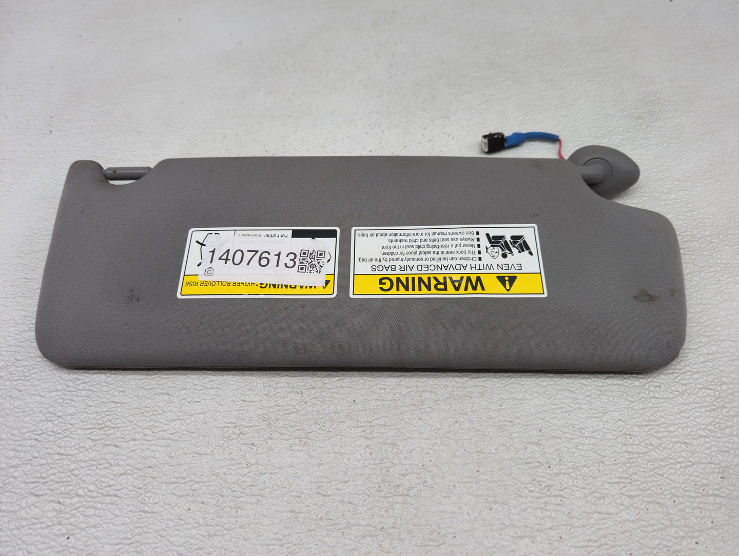 2016-2022 Honda Pilot Sun Visor Shade Replacement Driver Left Mirror Fits Fits 2016 2017 2018 2019 2020 2021 2022 OEM Used A