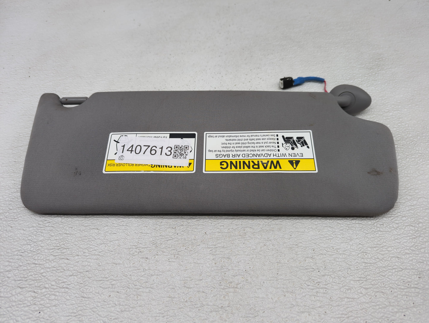 2016-2022 Honda Pilot Sun Visor Shade Replacement Driver Left Mirror Fits Fits 2016 2017 2018 2019 2020 2021 2022 OEM Used A