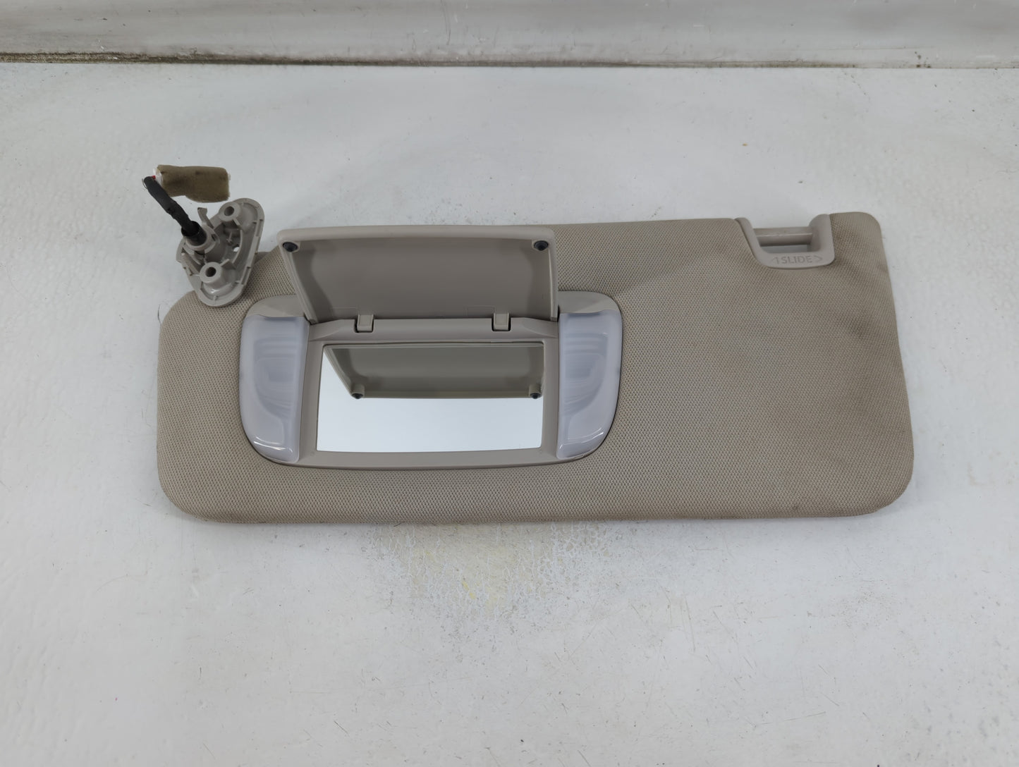 2021 Hyundai Accent Sun Visor Shade Replacement Passenger Right Mirror Fits OEM Used Auto Parts - Oemusedautoparts1.com