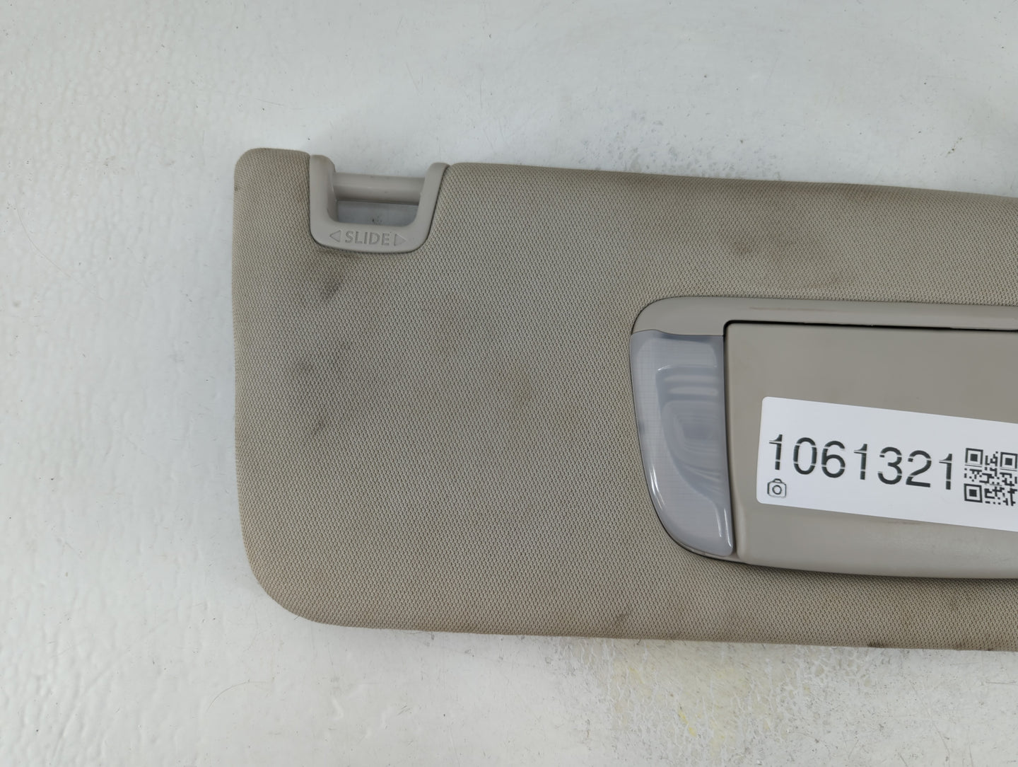 2021 Hyundai Accent Sun Visor Shade Replacement Driver Left Mirror Fits OEM Used Auto Parts - Oemusedautoparts1.com