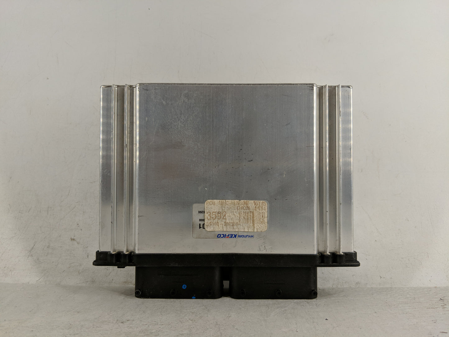 2020-2022 Hyundai Accent PCM Engine Control Computer ECU ECM PCU OEM P/N:39100-2M359 Fits Fits 2020 2021 2022 OEM Used Auto 