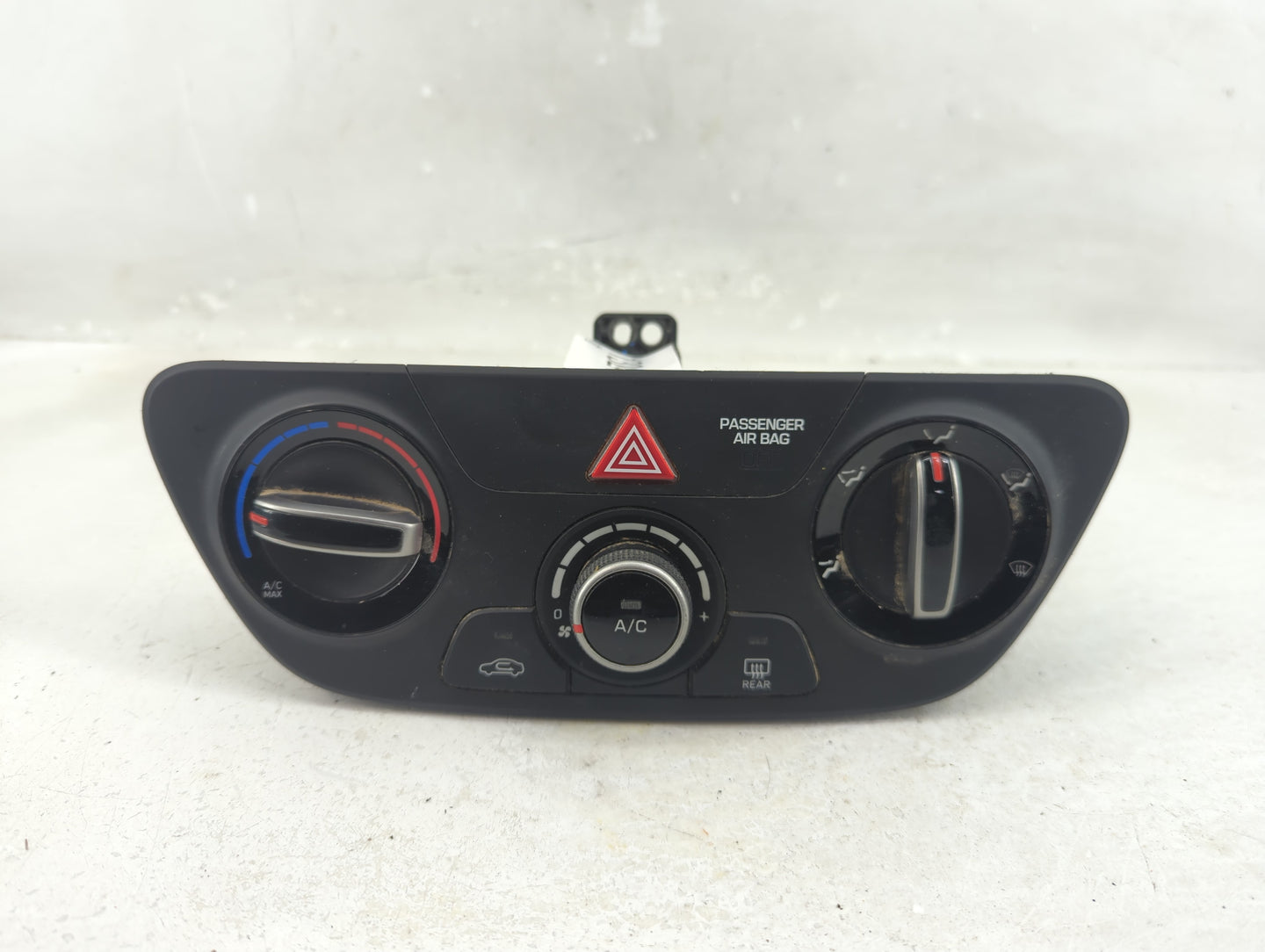 2018-2022 Hyundai Accent Climate Control Module Temperature AC/Heater Replacement P/N:97250J0001RDR Fits OEM Used Auto Parts